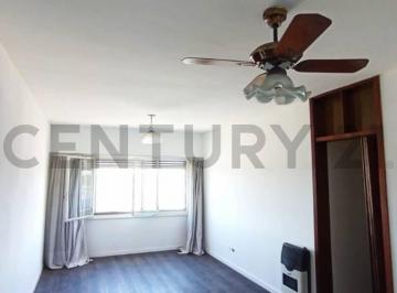 Departamento · 67m² · 4 Ambientes · 1 Cochera · Venta de Departamento 4 Ambientes en Banfield, Lomas de Zamora