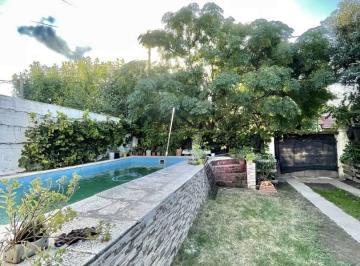 Casa · 104m² · 3 Ambientes · 1 Cochera · 112 Entre 3 y 5. Venta de Casa en Punta Lara, Ensenada.