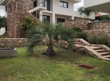 Casa de 4 ambientes, Villa Carlos Paz · Lujosas Casas en Alquiler Temporario - Villa Carlos Paz - Villa del Lago
