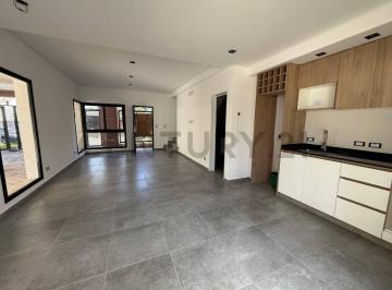 Casa · Venta PH 4 Ambientes Cochera en Complejo Cerrado, Ituzaingo