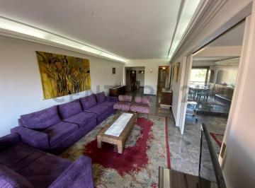 Departamento · 170m² · 5 Ambientes · Venta Departamento 5 Amb C/dependencia en Barracas Frente a Plaza - Cochera
