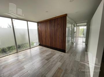 Oficina comercial · 85m² · 5 Ambientes · 2 Cocheras · Oficina en en Alquiler en San Fernando