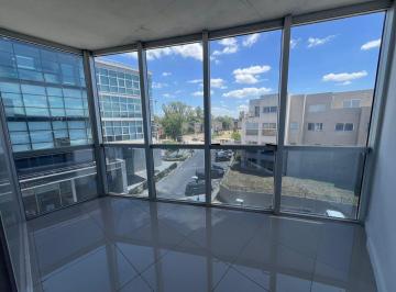 Oficina comercial · 75m² · 1 Cochera · Local - Pilar