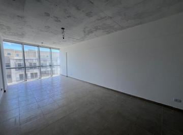 Oficina comercial · 41m² · 1 Cochera · Local - Pilar