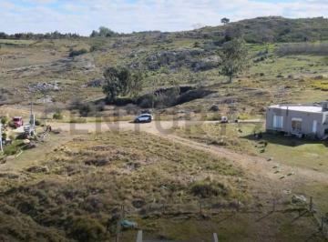 Terreno · 946m² · Venta de Excelente Lote en El Barrio Entre Sierras de Tandil