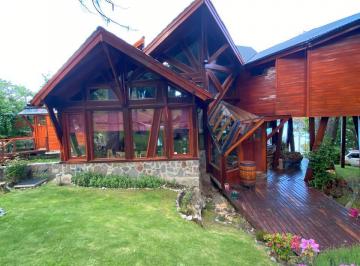 Casa de 5 ambientes, San Carlos de Bariloche · Venta Casa 3 Dorm. en Barrio Privado con Vista y Acceso Al Lago. Bariloche