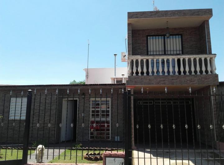 Casa · 150m² · 9 Ambientes · 1 Cochera