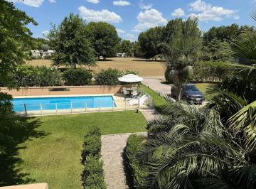 Casa · 288m² · 6 Ambientes · 2 Cocheras · Casa en Haras del Sol
