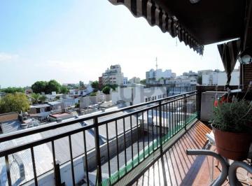 Departamento · 96m² · 4 Ambientes · 1 Cochera · Venta Departamento Semipiso 4 Ambientes con Cochera Balcon y Dependencia - Flores