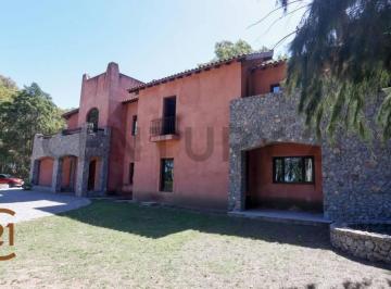 Casa · 500m² · 10 Ambientes · Casa en Venta