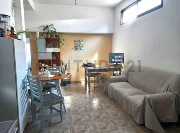 Casa · 107m² · 5 Ambientes · Venta en Bloque 2 PH con Patio, Terraza y Cochera en San Andres