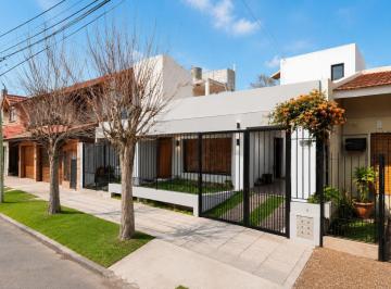 KNK-KNK-4764_2 · Oportunidad Venta Casa 4 Ambientes 165 m² Escucha Ofertas