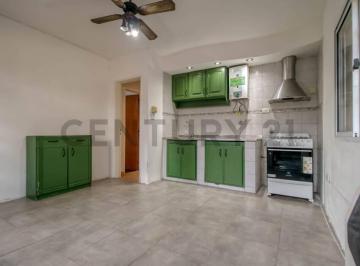 Casa · 65m² · 3 Ambientes · Casa en Venta 2 Dorm. en City Bell
