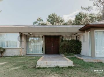 Casa · 280m² · 6 Ambientes · 3 Cocheras · Casa en Venta, Zona Alamos - Pinamar Norte