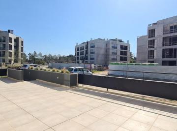 Departamento · 125m² · 4 Ambientes · 1 Cochera · Venta Departamento Ocho Sauces 3 Dorm. con Patio y Cochera - Estrenar Funes