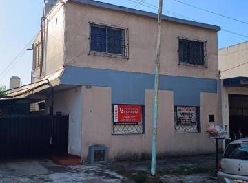 PH · 50m² · 3 Ambientes · 2 Cocheras · Venta PH 3ambientes Moron Sur