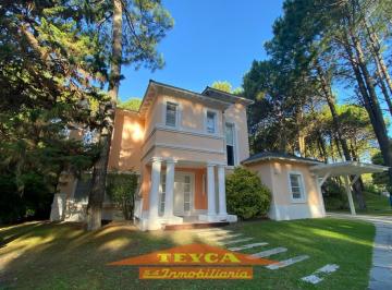 Casa · 250m² · 4 Ambientes · 1 Cochera · Casa en Venta 4 Ambientes con Dep, Barrio Cerrado Pinamar Chico