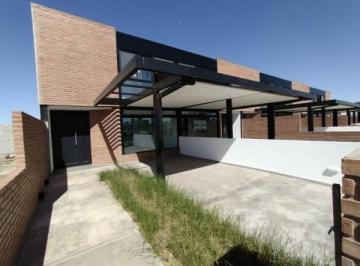 Departamento · 135m² · 4 Ambientes · Venta Duplex 3 Dorm. Premium en Docta Urbanizacion!