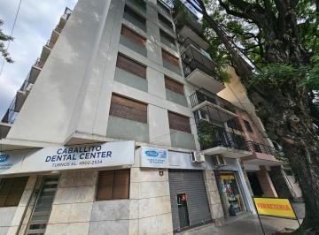 Departamento · 72m² · 3 Ambientes · Semipiso 3 Amb Frte Excelente Ubicacion