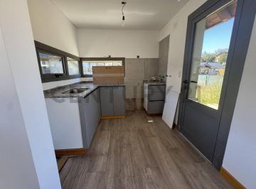 Casa · 65m² · 3 Ambientes · Venta Casa San Martin de Los Andes, Barrio Los Ñires a Estrenar