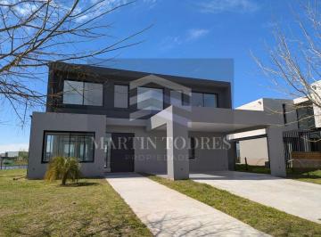 Casa · 260m² · 6 Ambientes · 4 Cocheras · Casa en Alquiler en Acacias, Puertos, Escobar