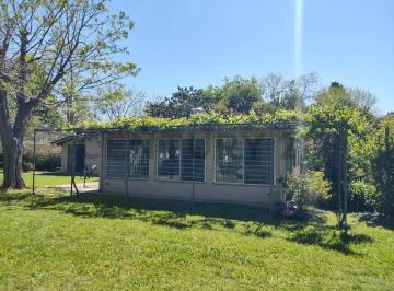 Campo · 79m² · 3 Ambientes · Venta Quinta 2 Dorm. La Plata Piscina Parrilla Parque