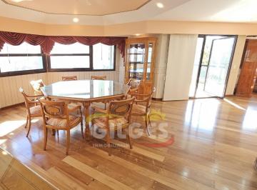 Departamento · 328m² · 5 Ambientes · 2 Cocheras · Venta Excelente Piso 5 Amb. en R. Mejía "De Categoría" C/cochera Doble