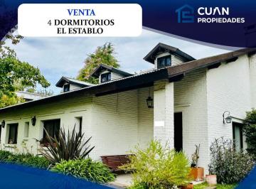 Casa · 196m² · 5 Ambientes · 2 Cocheras · El Establo Casa en Venta - Cuan Propiedades