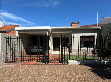 Casa de 9 ambientes, Santo Tomé · Zona Inmejorable de Nuestra Ciudad
