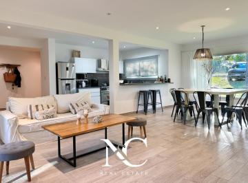 Casa · 147m² · 5 Ambientes · Casa en Venta en Costa Esmeralda 5 Amb