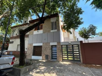Casa · 140m² · 4 Ambientes · 1 Cochera · En Venta Excelente Casa de 4 Ambientes Villa Devoto