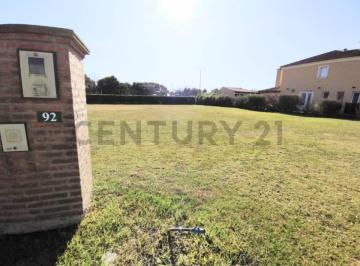 Terreno · Lotes en Venta en Barrio Cerrado, Hudson.