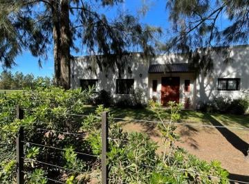 Quinta vacacional de 6 ambientes, Gualeguay · Chacra en Venta - Calle 12 y 102