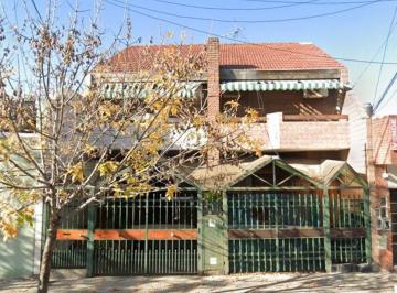 Casa de 4 ambientes, Floresta · Venta Ph/duplex de 4 Ambientes en Floresta