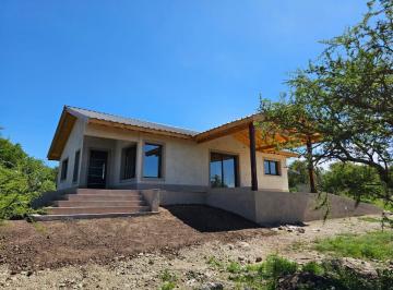 Casa de 4 ambientes, Villa General Belgrano · Vivienda a Estrenar en Barrio Tierras del Sauce - Villa General Belgrano