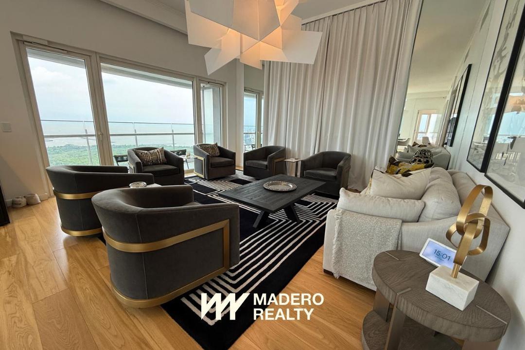 Alvear Tower - 4 Ambientes + Dependencia - 250 m²