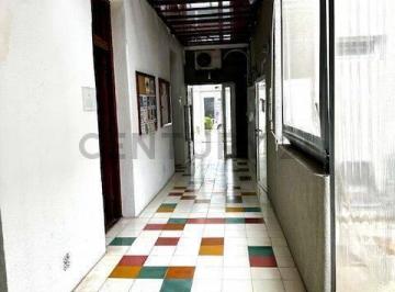Oficina comercial · 520m² · 10 Ambientes · Alquiler Oficinas Consultorios