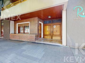 Casa · 280m² · 6 Ambientes · 2 Cocheras · Casa de 3 Dorm. en Venta en La Plata