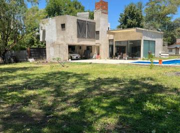 Casa de 4 ambientes, Moreno · Quinta Parque Gorriti 5 Amb Piscina