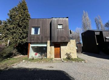 Casa · 110m² · 4 Ambientes · 1 Cochera · Venta de Casa Duplex, 4 Ambientes - Financiado - San Martin de Los Andes