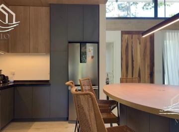Casa · 198m² · 6 Ambientes · Casa en Costa Esmeralda