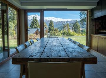 Casa · 636m² · 5 Ambientes · 2 Cocheras · Casa en Venta - Bariloche