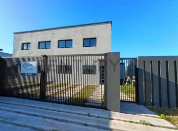 Casa · 135m² · 7 Ambientes · 2 Cocheras · Casa en Venta
