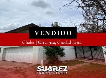Casa · 380m² · 3 Ambientes · 3 Cocheras · Chalet 3 Ambientes con Galpon - Ciudad Evita