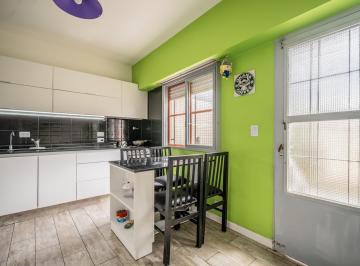 Casa · 117m² · 3 Ambientes · 2 Cocheras · Venta de Casa 3 Ambientes con Garage y Pileta - Apto Crédito