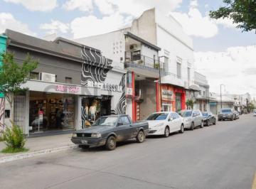 Fondo de comercio · 225m² · 1 Ambiente · Local en Venta
