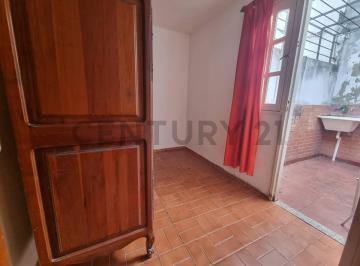 Casa · 32m² · 3 Ambientes · Venta PH 1 Dormitorio