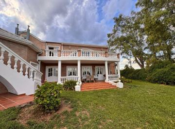 Casa · 550m² · 7 Ambientes · 2 Cocheras · Alquiler Casa 4 Dorm. con Pileta - Country Las Delicias