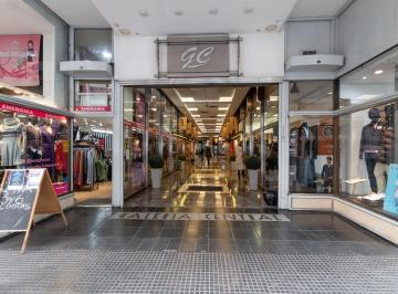 Local comercial · 25m² · 2 Ambientes · Local en Microcentro - Corrientes y Florida - Galería Central