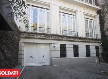 Casa · 800m² · 9 Ambientes · 4 Cocheras · Exclusiva Casa en Barrio Parque - Palermo Chico